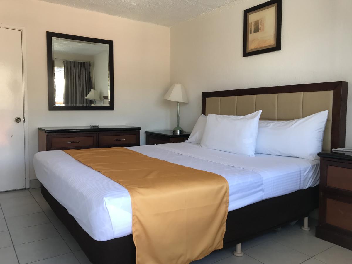 Hotel Guillen Jr Tijuana Exteriér fotografie