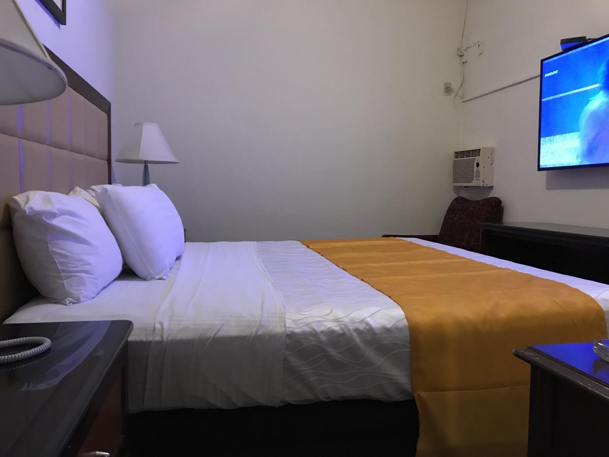 Hotel Guillen Jr Tijuana Exteriér fotografie